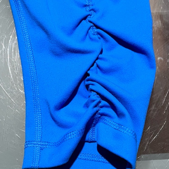 Yogalicious Blue Gathered Ankle Cropped Leggings Size Small - Picture 7 of 8